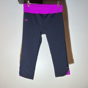 Women’s Under Armour heat gear compression capri